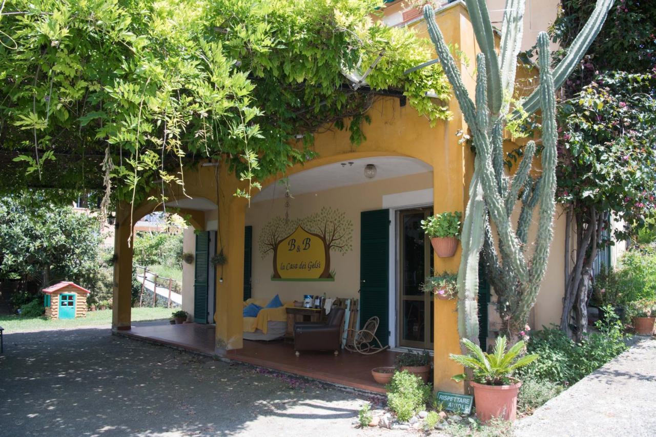 B&B La Casa Dei Gelsi โลอาโน ภายนอก รูปภาพ